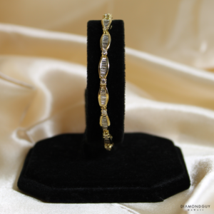 12.5g 14KYG 5.00ctw Baguette & Round Diamond Tennis Bracelet 7.5 inch