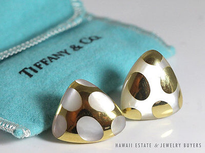 Tiffany & Co. Rare Vintage Angela Cummings Positive Negative Mother of Pearl 18K Gold Clip Earrings