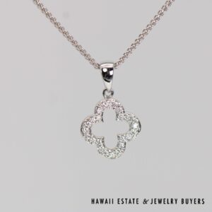 3.4g 14KWG 0.12ctw VS/GH Diamond Clover Pendant with 18" 1.1mm Foxtail Chain