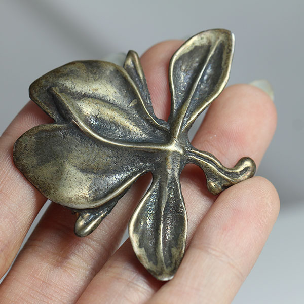 Ming's Silver Flower Brooch - Image 4