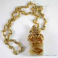 IMPORTANT 19C CHINESE MUTTON FAT WHITE JADE CARVED OX W/HEAVY 14K YELLOW GOLD CHAIN NECKLACE