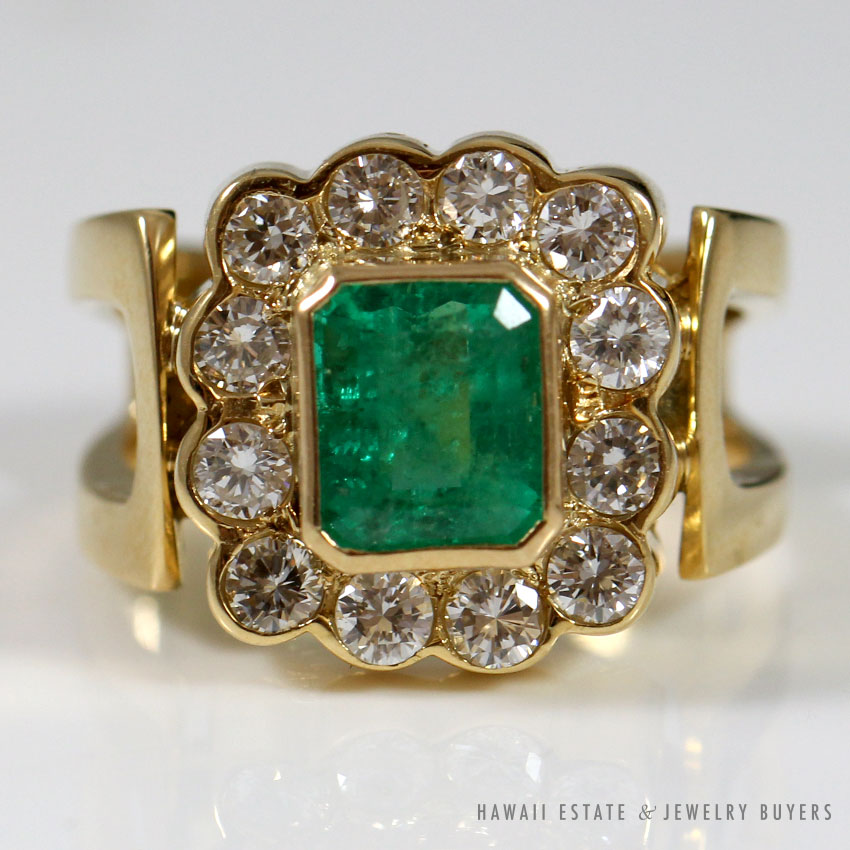 NATURAL EMERALD & DIAMOND 18K YELLOW GOLD RING