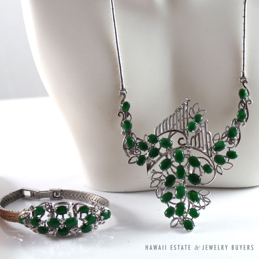 VINTAGE OLD MINE GREEN JADEITE JADE & DIAMOND NECKLACE & BRACELET SET