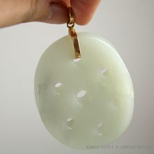 IMPORTANT 19C CHINESE MUTTON FAT WHITE JADE CARVED DAIKON LOBAK RADISH PENDANT