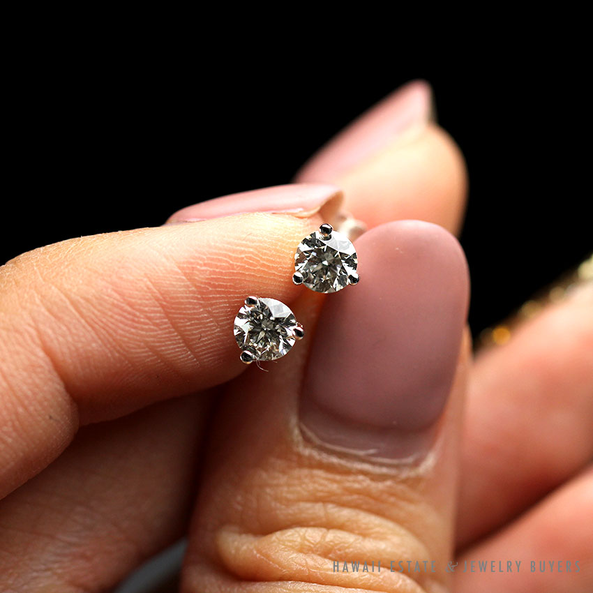 0.70CTW ROUND DIAMOND 14K WHITE GOLD STUD EARRINGS - Image 2