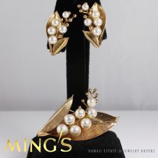 RARE MING'S HAWAII 4-6.8MM PEARL 14K YELLOW GOLD LEAF BROOCH PIN & CLIP EARRING SET