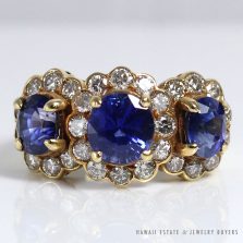 VINTAGE NATURAL VIOLET-BLUE SAPPHIRE & 1.68CTW DIAMOND 18K GOLD 3 STONE RING