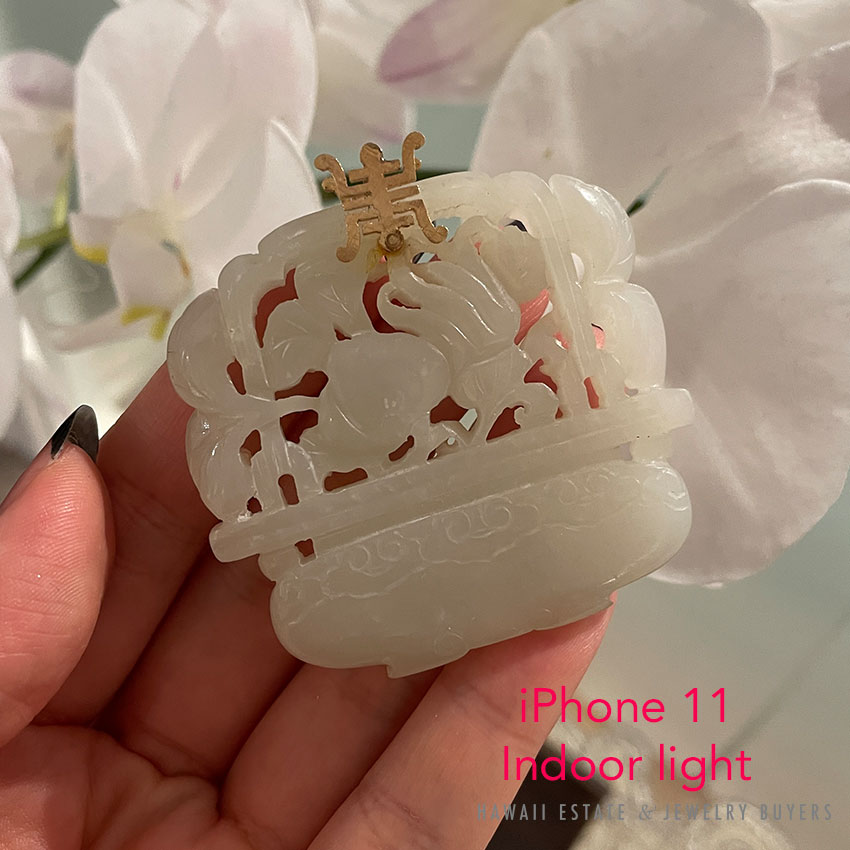 GIA CERTIFIED NEPHIRTE JADE WHITE BUDDHA HAND GUAVA YELLOW GOLD CHINESE PENDANT - Image 3