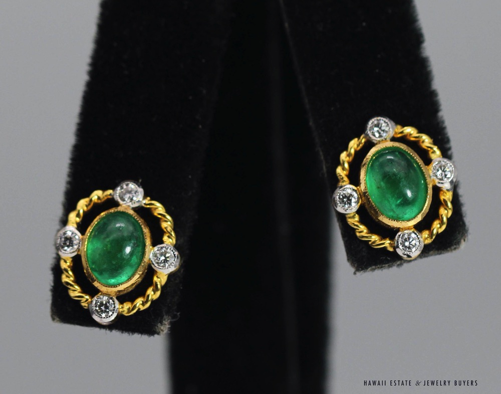 Oval Emerald Cabochon & Diamond 22K Yellow Gold Stud Earrings - Image 4