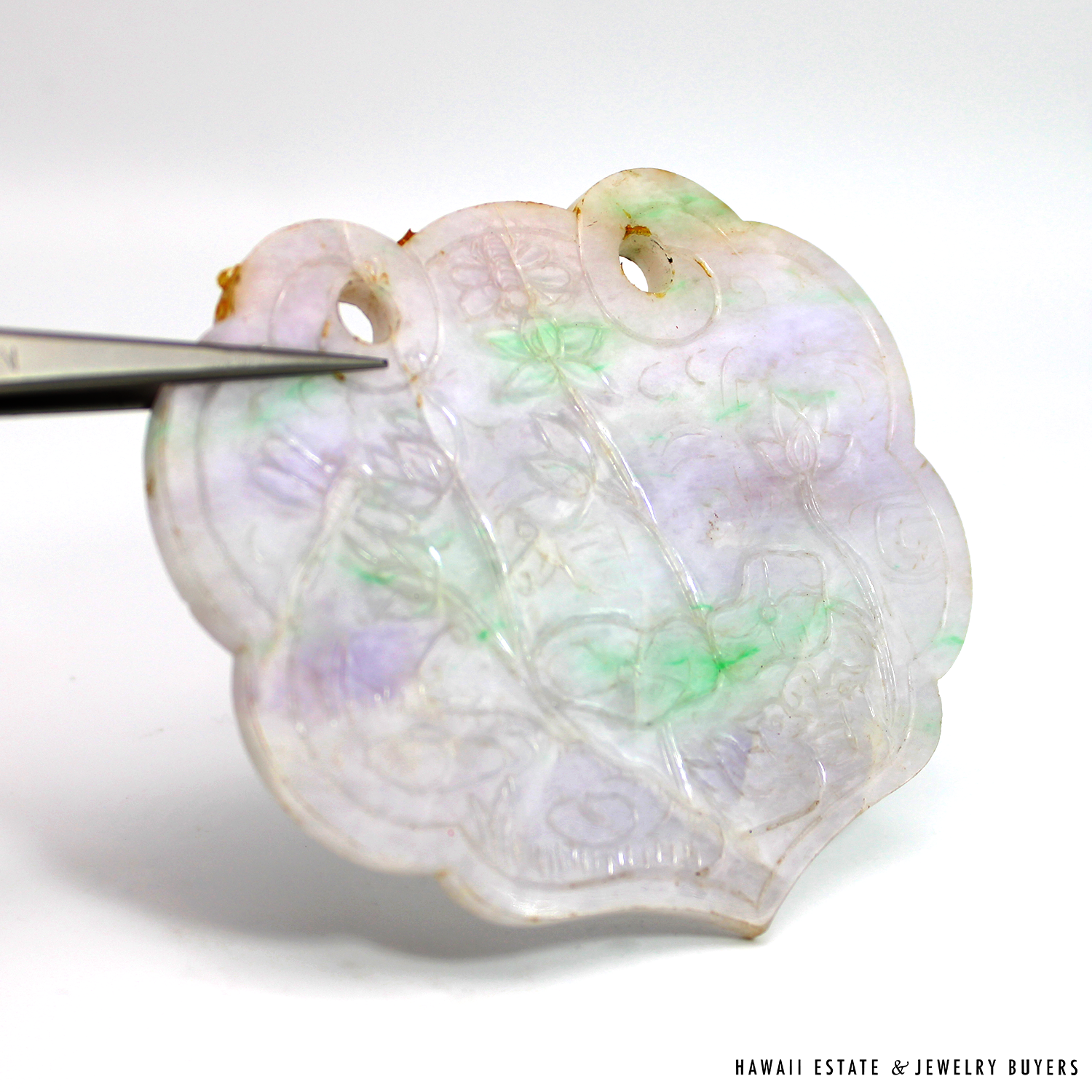 Carved Lavender & Green Jade Leaf-Shaped Scalloped Pierced Pendant - Image 9