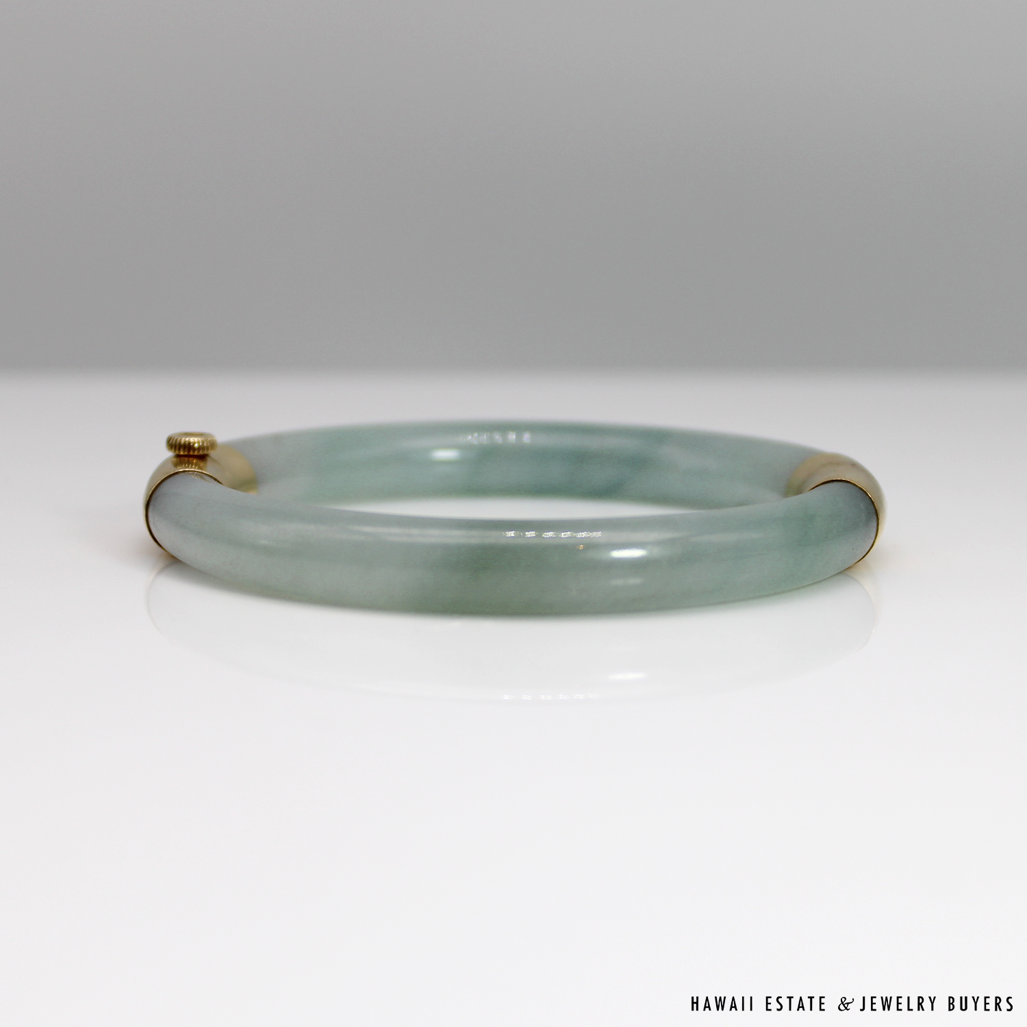 Pale Green Jade Hinged Bangle Bracelet Size 7 with 18K Yellow Gold End Caps - Image 2