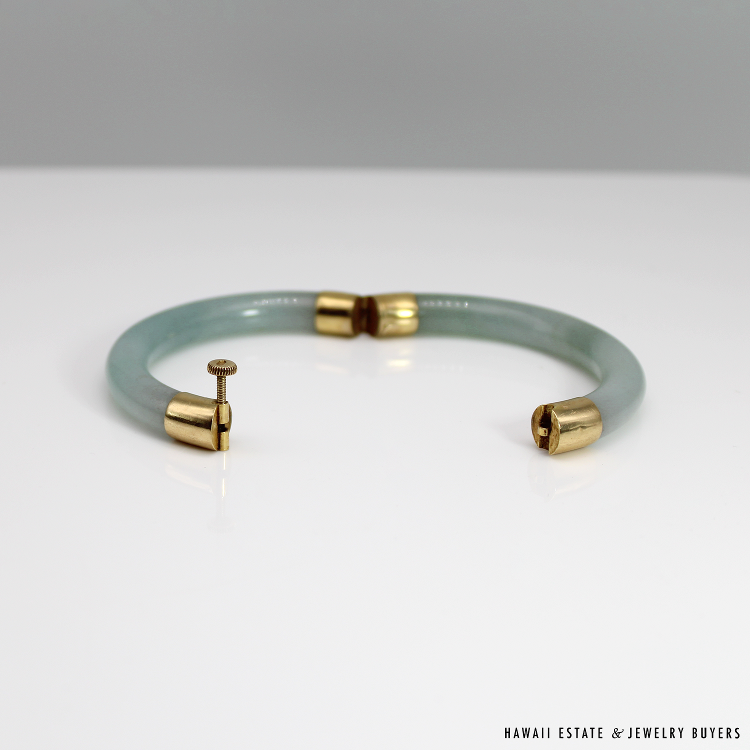Pale Green Jade Hinged Bangle Bracelet Size 7 with 18K Yellow Gold End Caps - Image 6