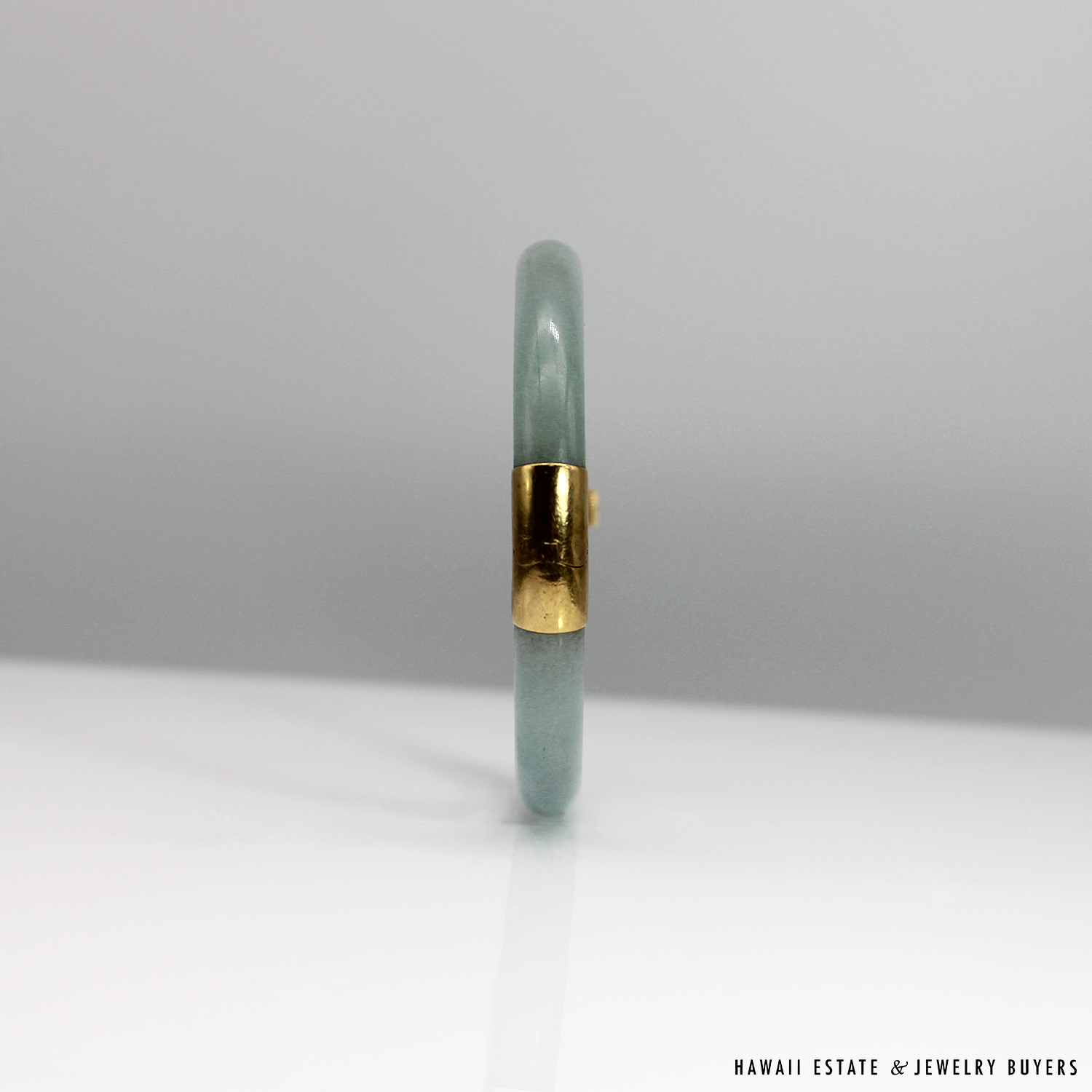 Pale Green Jade Hinged Bangle Bracelet Size 7 with 18K Yellow Gold End Caps - Image 8