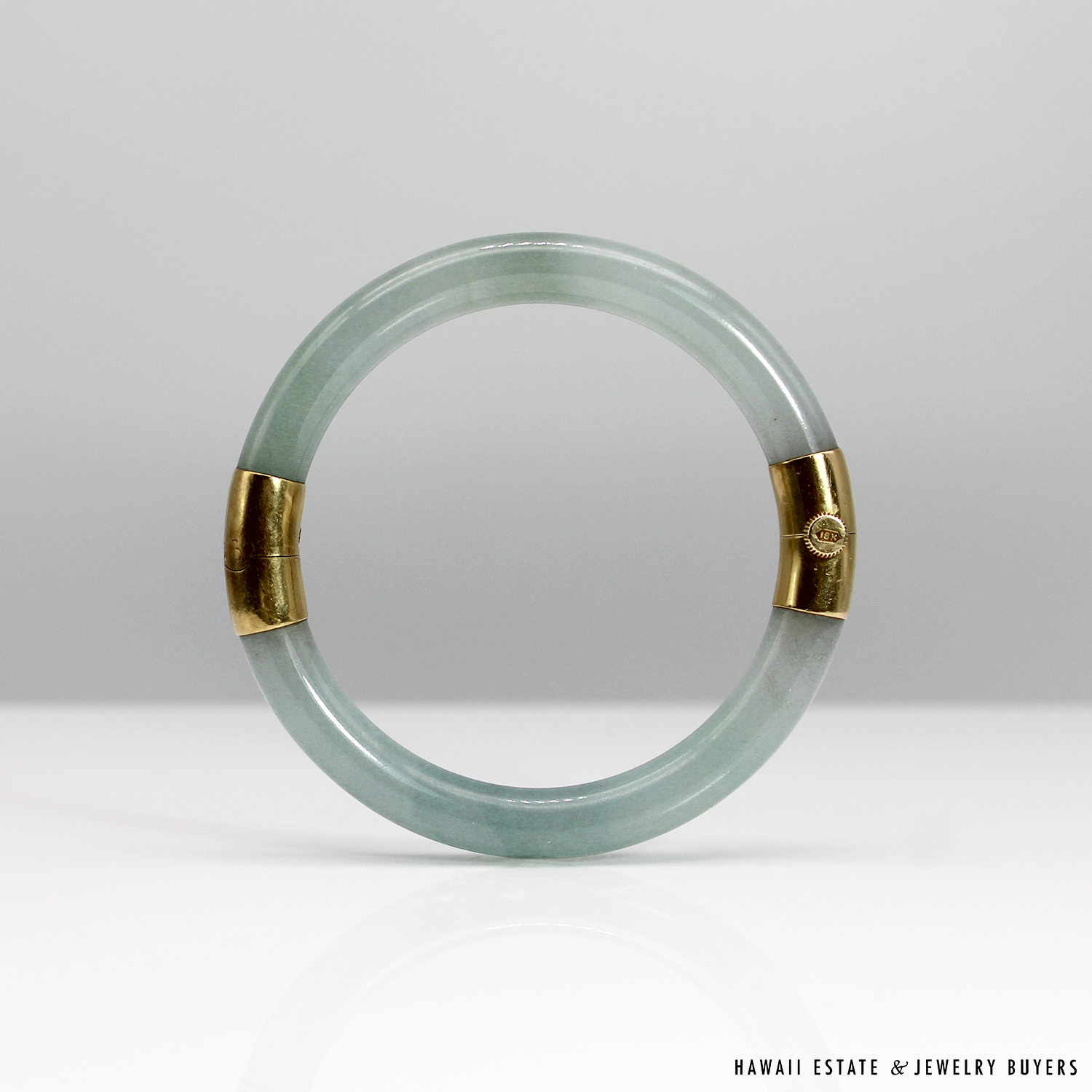 Pale Green Jade Hinged Bangle Bracelet Size 7 with 18K Yellow Gold End Caps - Image 9