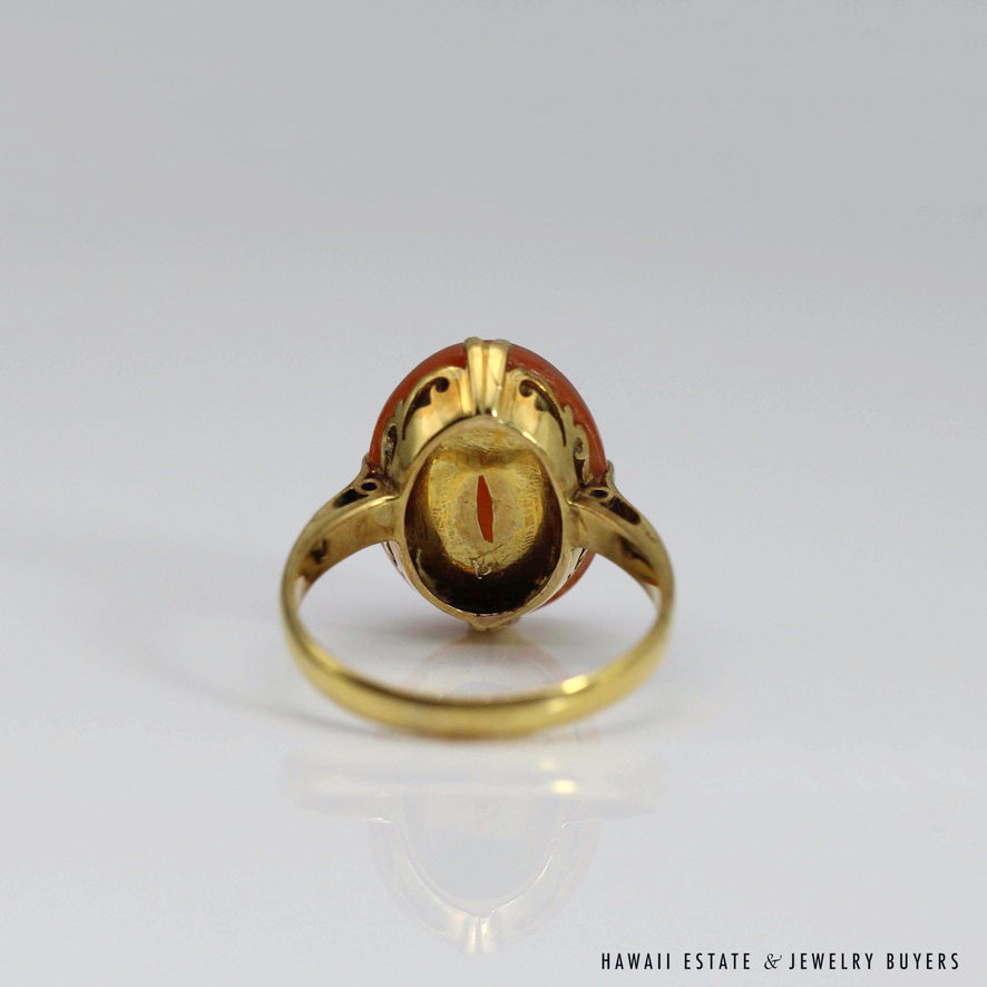 Red Jade Oval Cabochon 18K Yellow Gold Ring Size 7.25 - Image 6