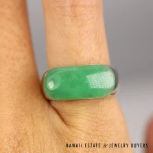 Green Jade Cabochon 14K Yellow Gold Saddle Ring Size 6
