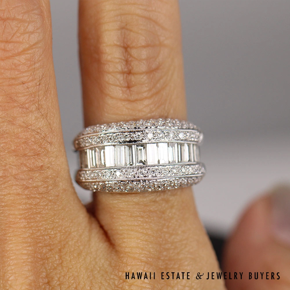 Baguette & Round Diamond 18K White Gold Band Ring Size 5.5 - Image 3
