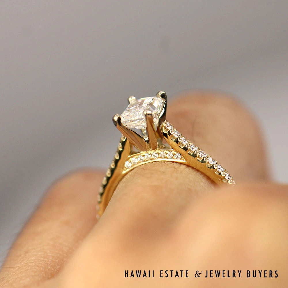 GIA 0.90CT Radiant Diamond 14K Yellow Gold Engagement Ring Size 6 - Image 2