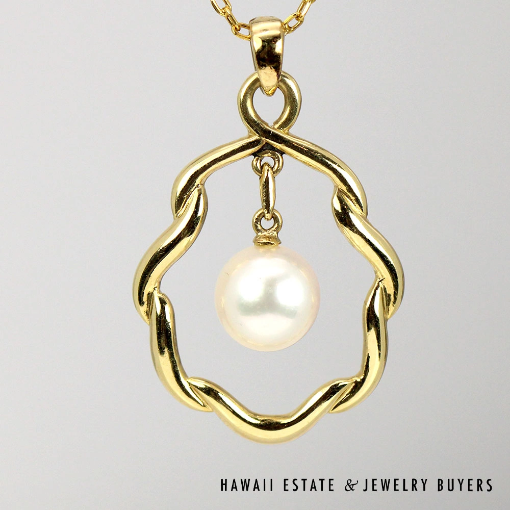 Mikimoto Cultured Akoya Pearl 14K Yellow Gold Shell Pendant Necklace 16 Inch