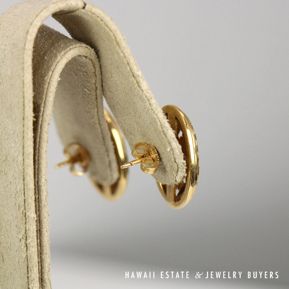 Ming's Hawaii Bird in Plum 6.2g 14K Yellow Gold 21x16mm Oval Earrings - Image 3
