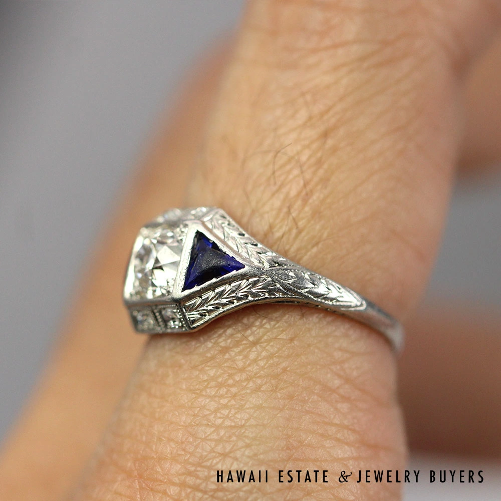 Art Deco Old European Cut Diamond & Blue Sapphire Engraved Platinum Ring Size 6 - Image 3