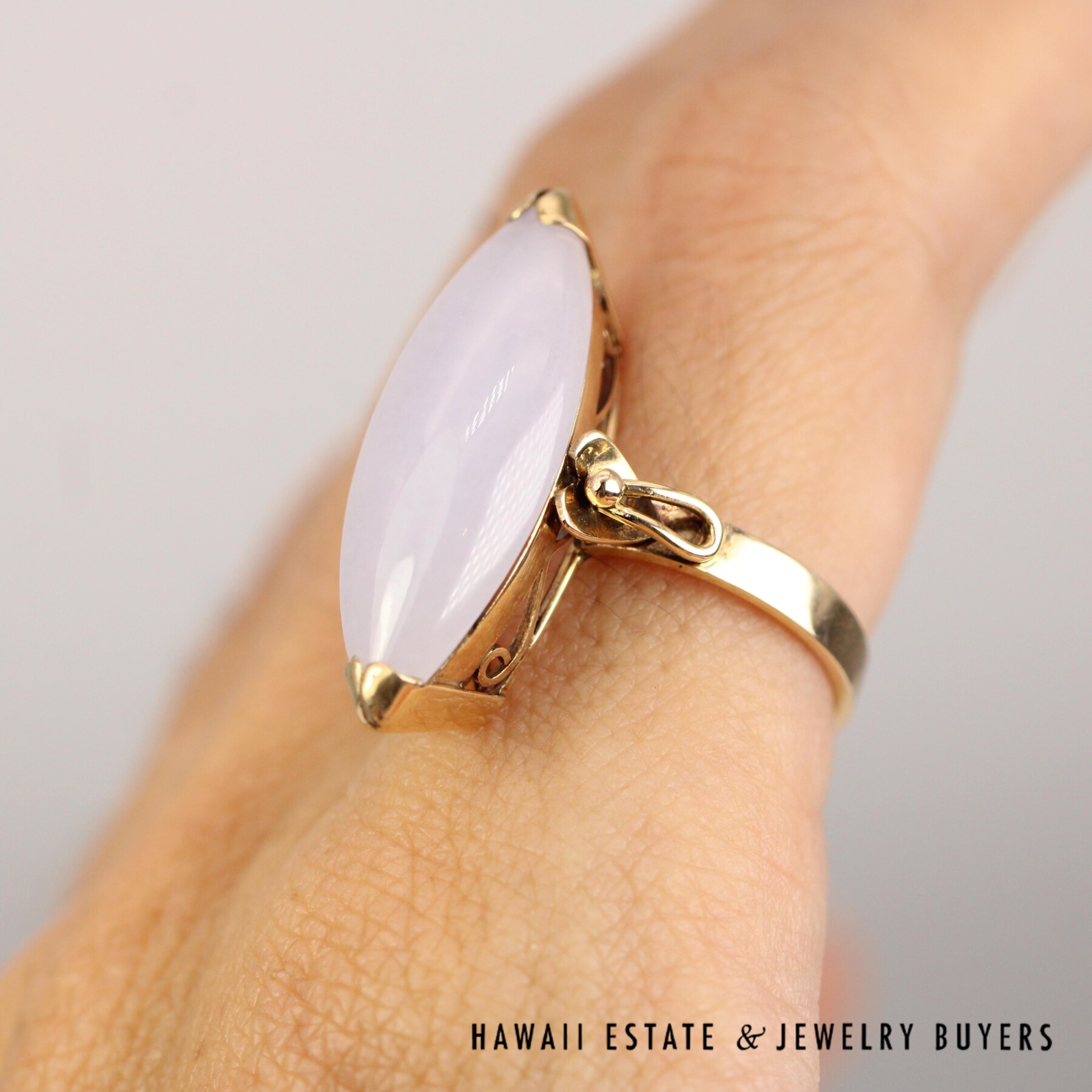 Lavender Jade Cabochon 14K Yellow Gold Ring & Drop Earrings Set Size 6.75 - Image 2