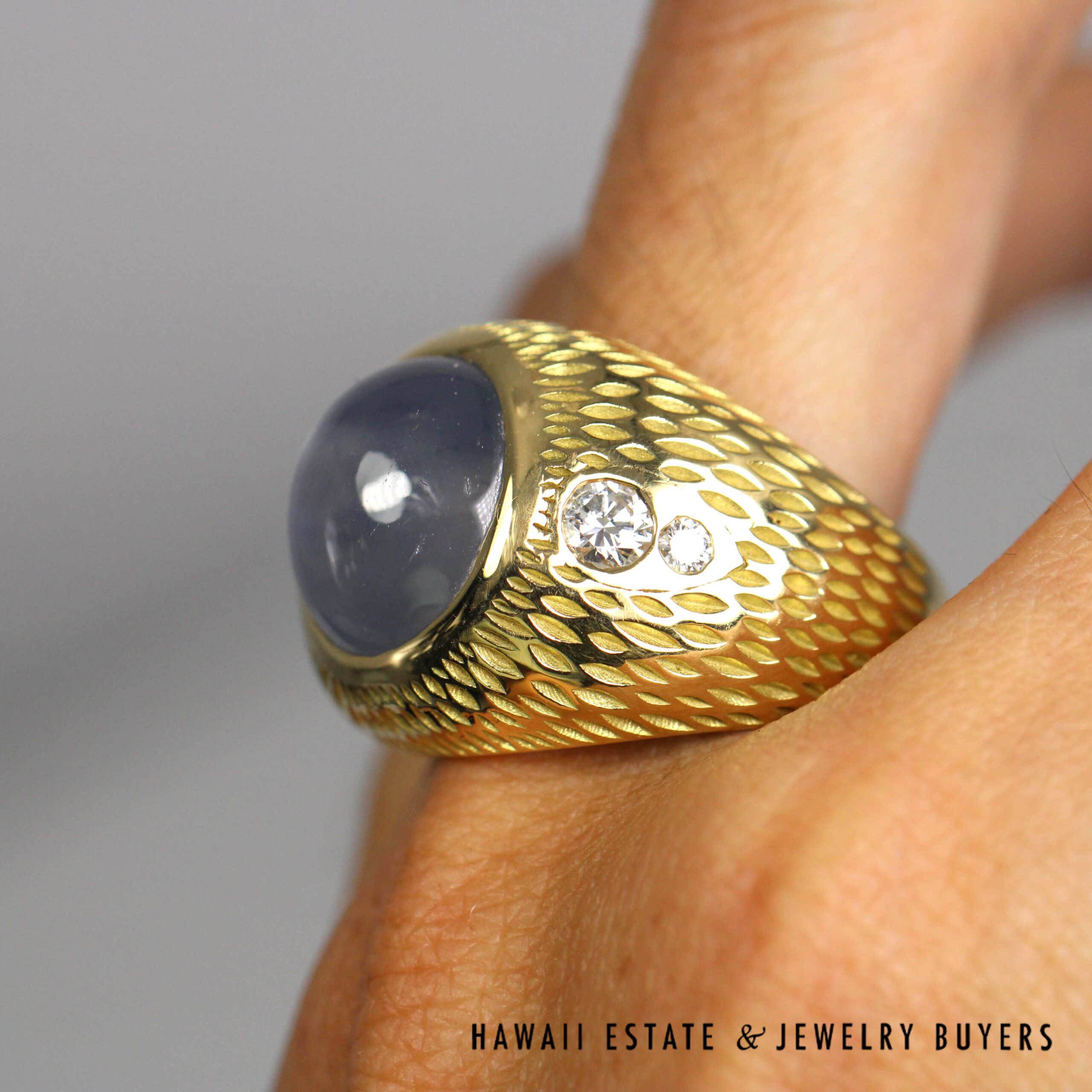 GIA 17.69ct Blue Star Sapphire Cab 0.60ctw Diamond 18K Yellow Gold Gent's Ring Size 10.5 - Image 9