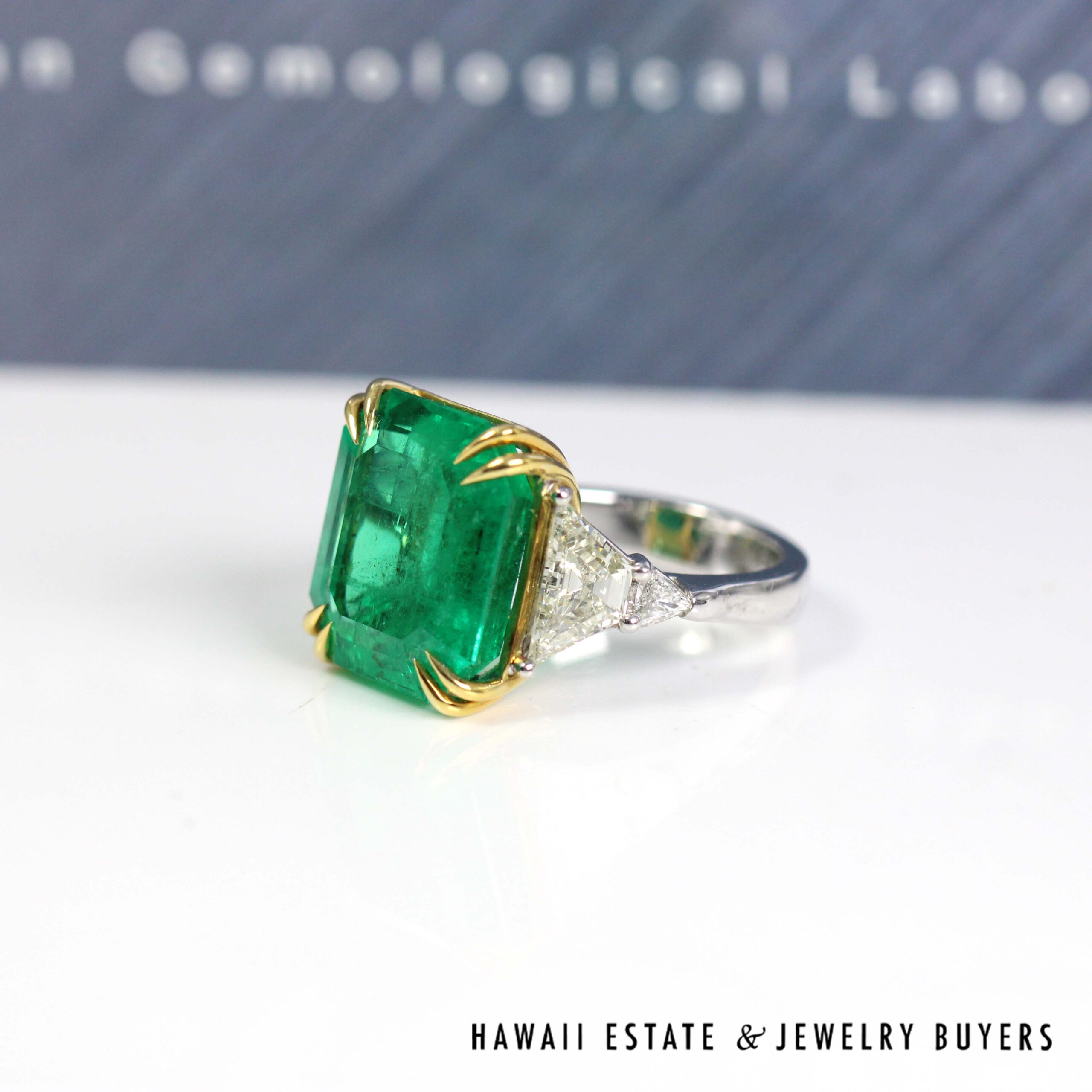 AGL 11.90ct Natural Columbian Emerald Platinum / 18K Ring Size 5.5 - Image 4