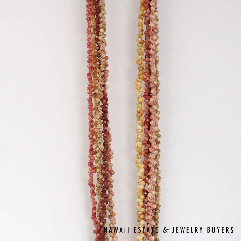 Ni'ihau Shell Lei: 5-Strand Multi-Color Maunaloa Kahelelani Lei and Bracelet Set - Image 7