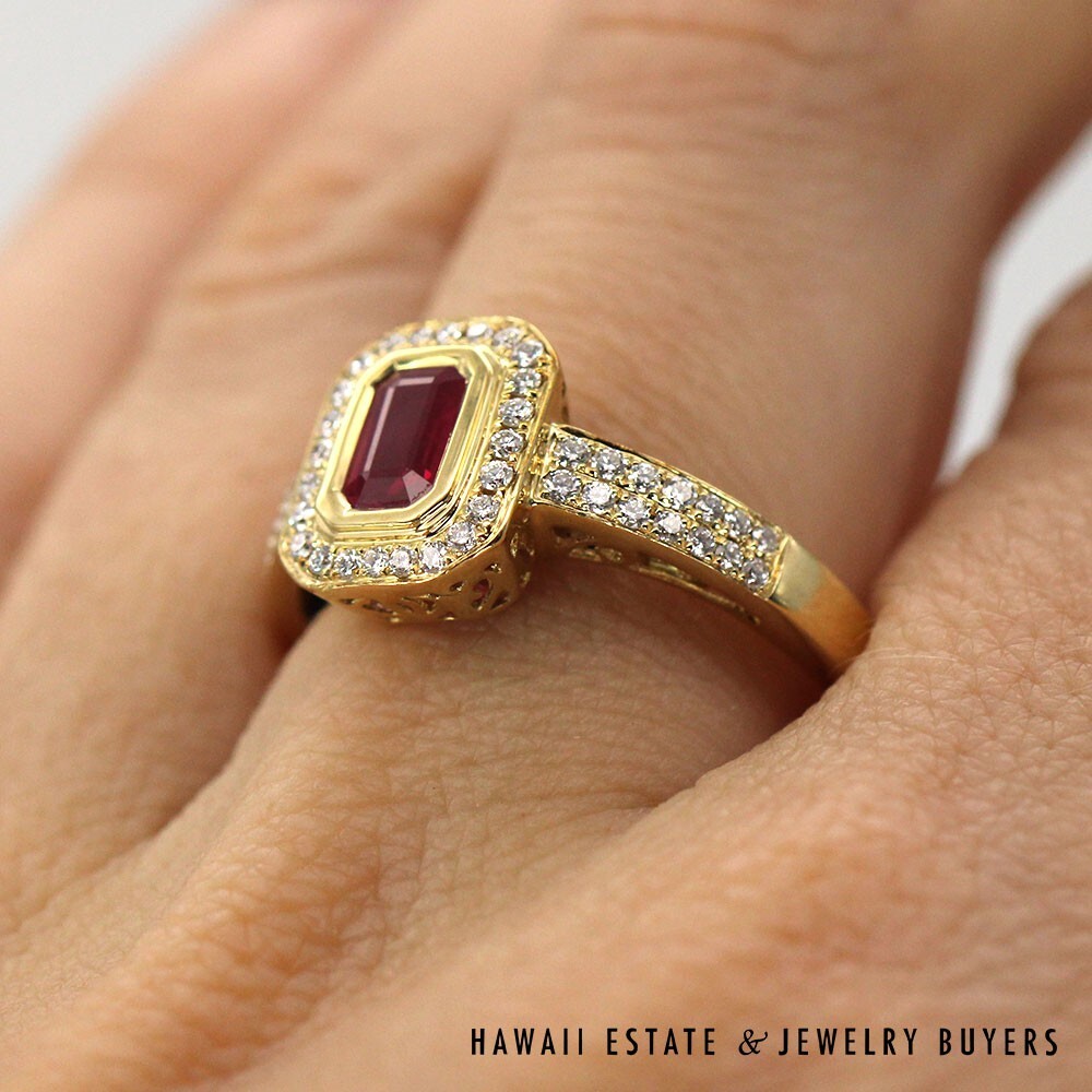 070821-4114K Yellow Gold Emerald Cut Ruby and Diamond Ring SIZE 7.5 #070821-41 - Image 7