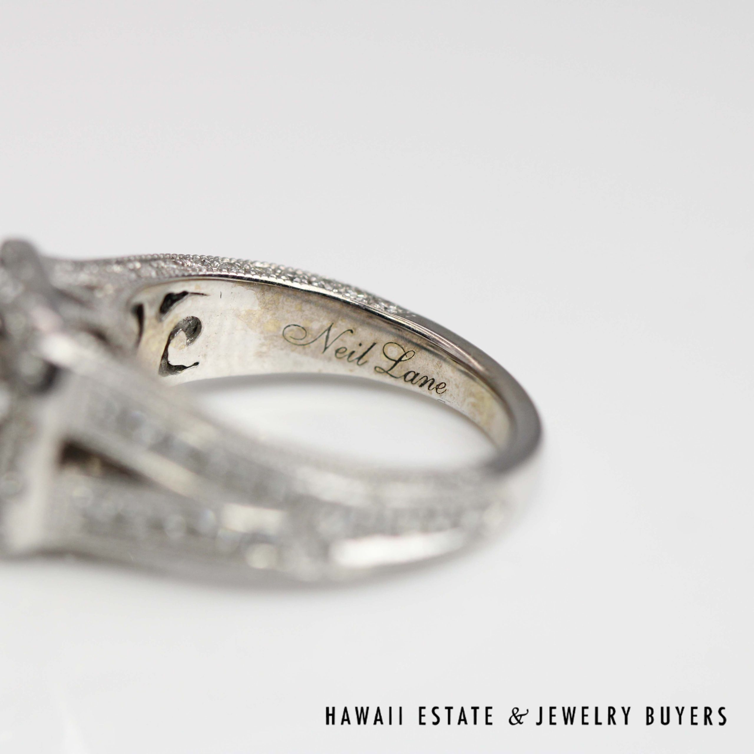 Neil Lane 0.95ctw SI3/HI Cushion Cut Diamond 1.30ctw SI/HI Diamond 14k White Gold Ring Size 4.5, 6.3g - Image 3