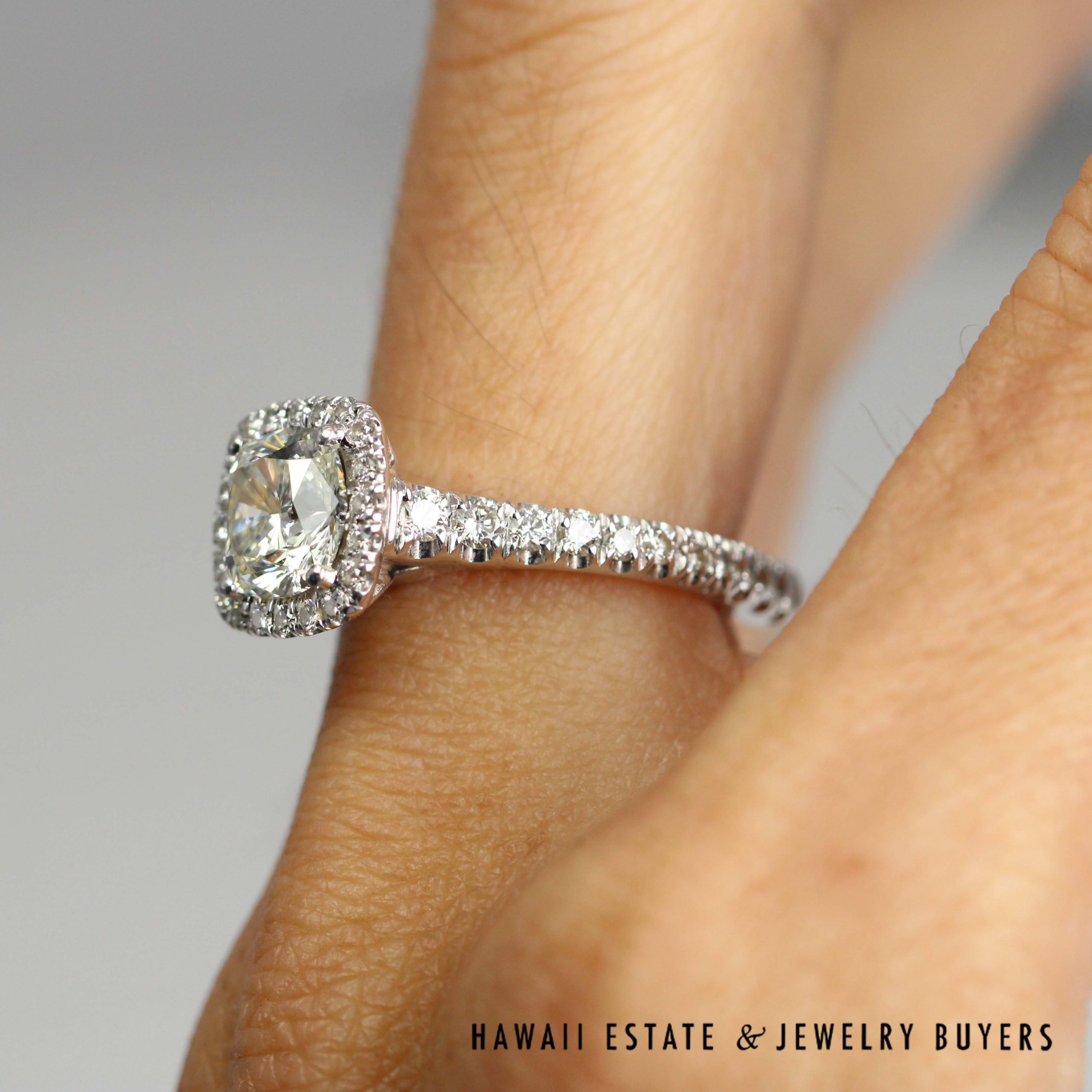 GIA 1.59ct Cushion Brilliant Diamond VVS1/J Halo 18k White Gold Engagement Ring Size 6.5, 6.5g - Image 6