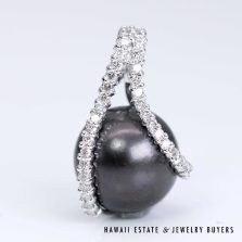 13mm Tahitian Pearl With 0.33ctw Diamond 18K White Gold Pendant