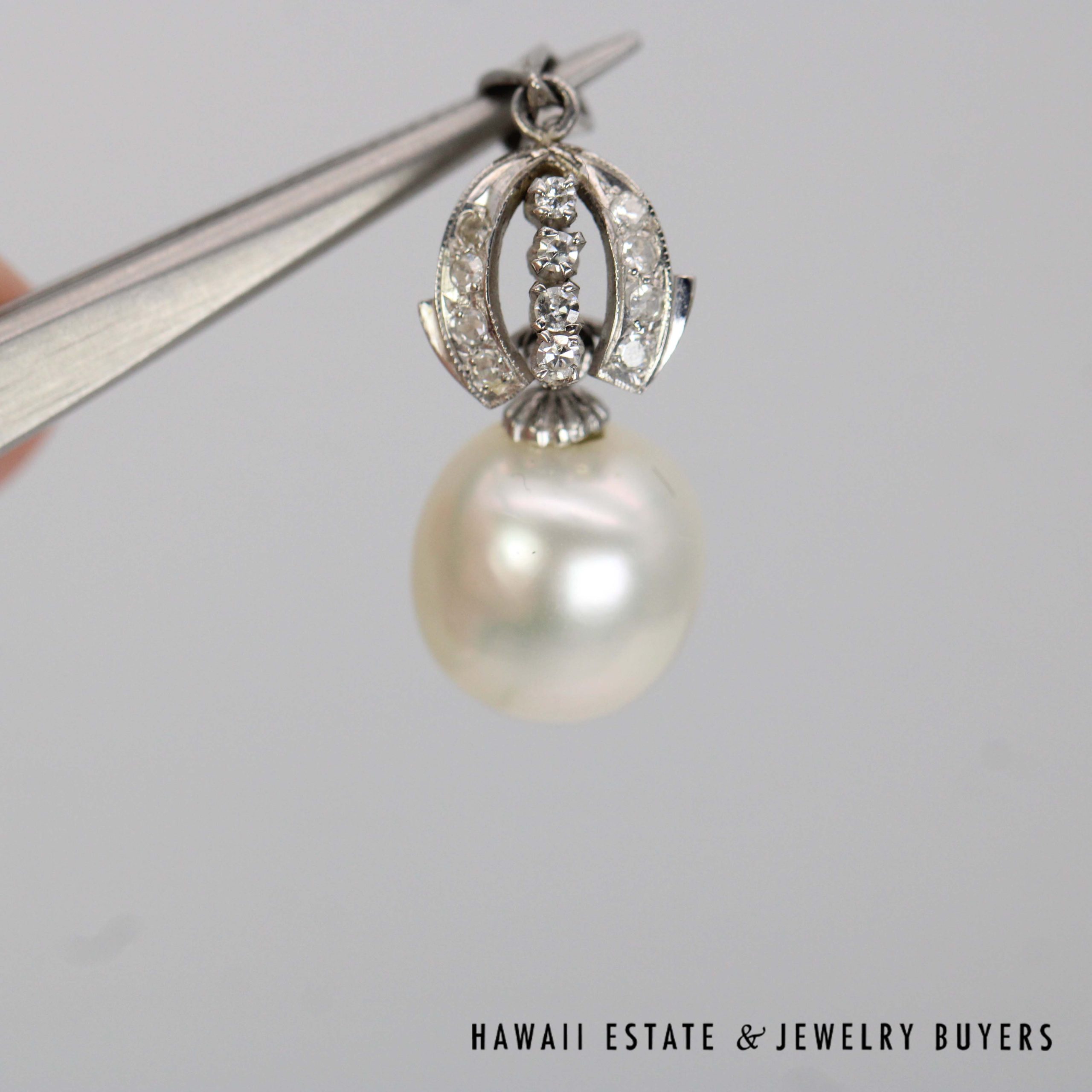 Round Pearl Drop & Diamond Openwork 900 Platinum Pendant - Image 2