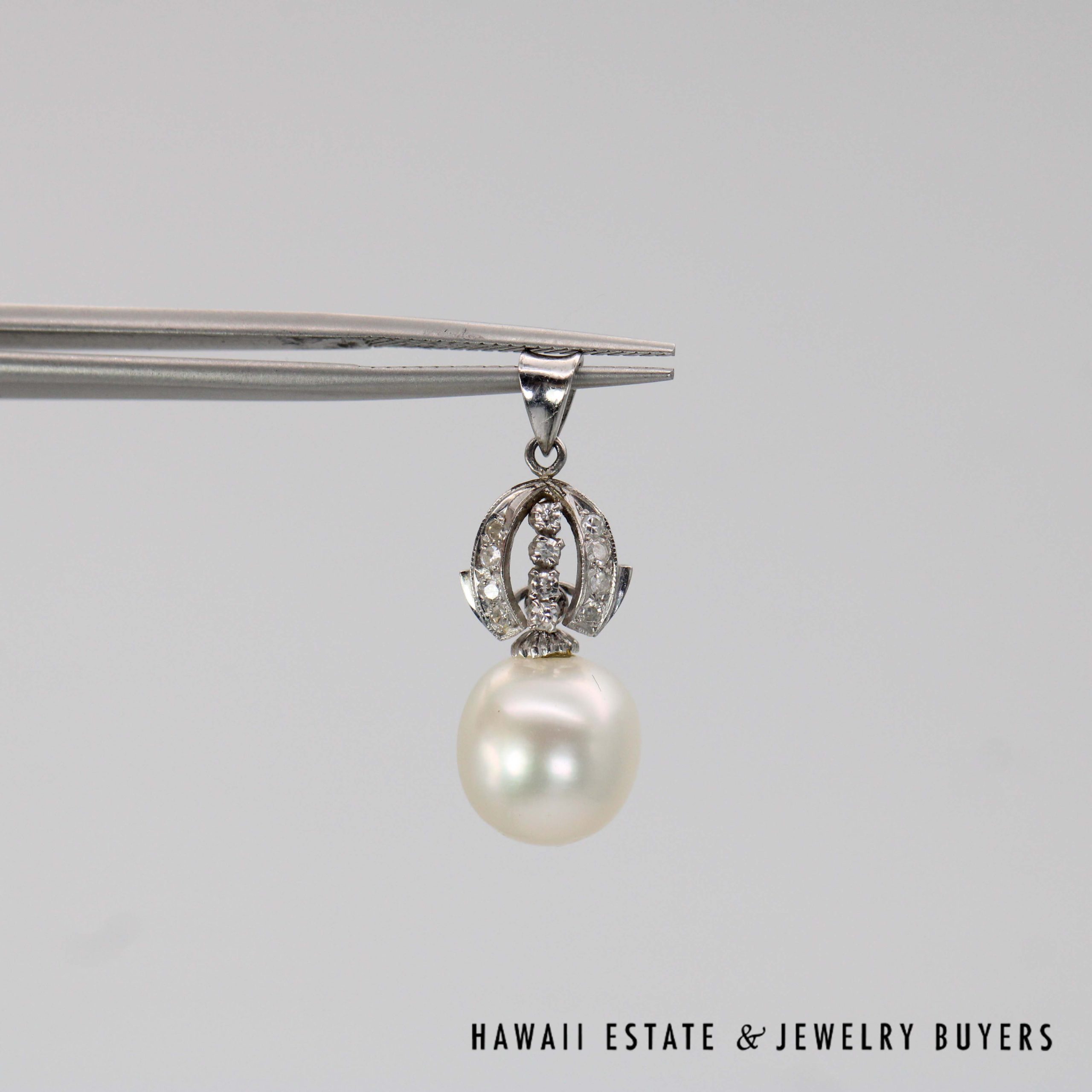Round Pearl Drop & Diamond Openwork 900 Platinum Pendant