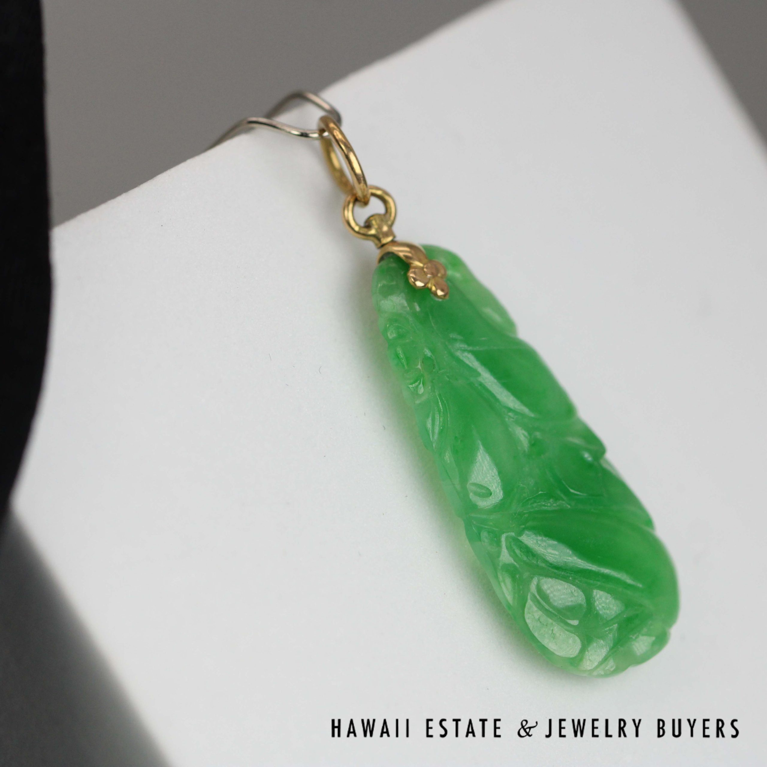 GIA Type A Carved Green Jade 14k Yellow Gold Pendant - Image 4