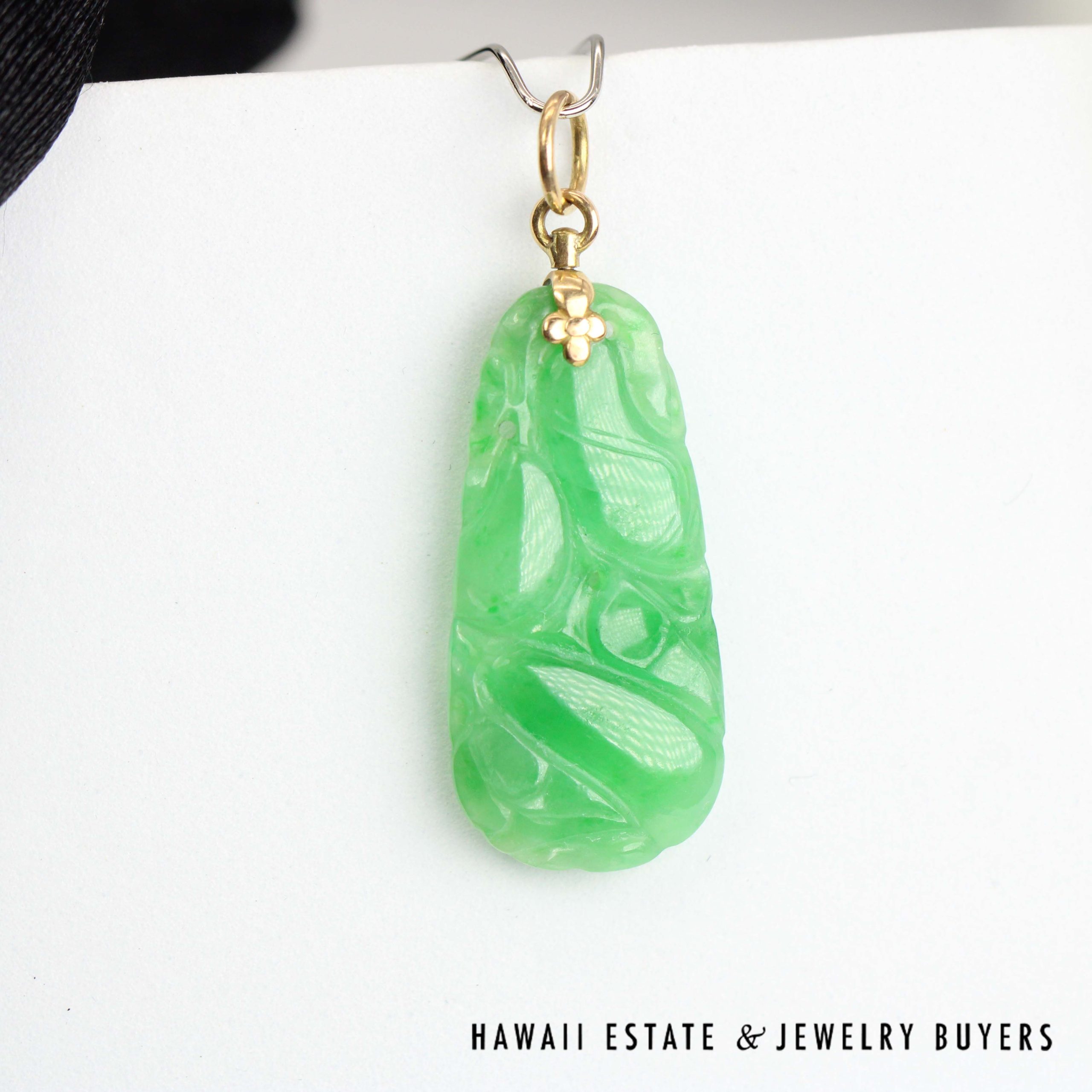 GIA Type A Carved Green Jade 14k Yellow Gold Pendant - Image 2