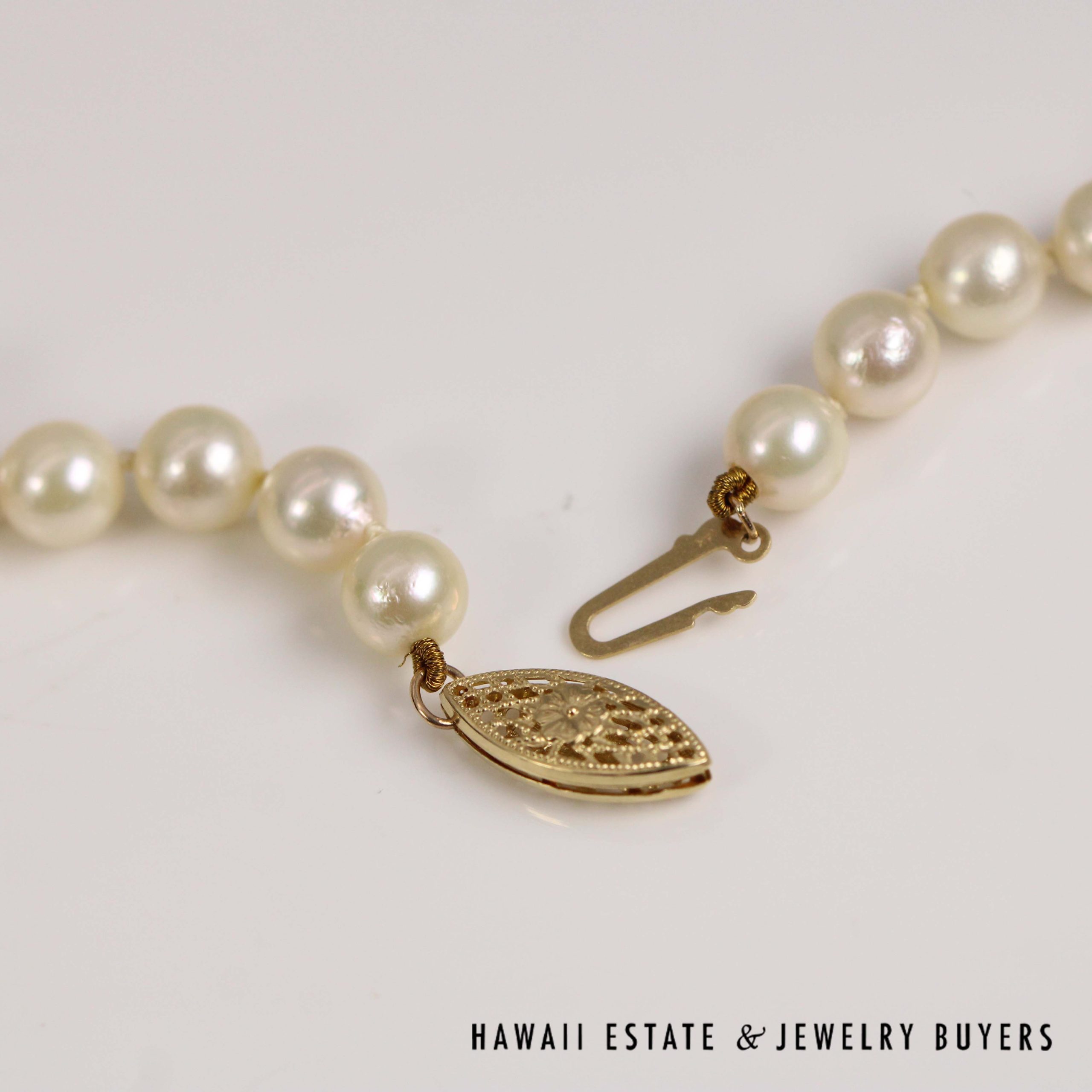 Cultured Pearl Single Strand Necklace 18 Inch with 14K Yellow Gold Clasp - Image 5