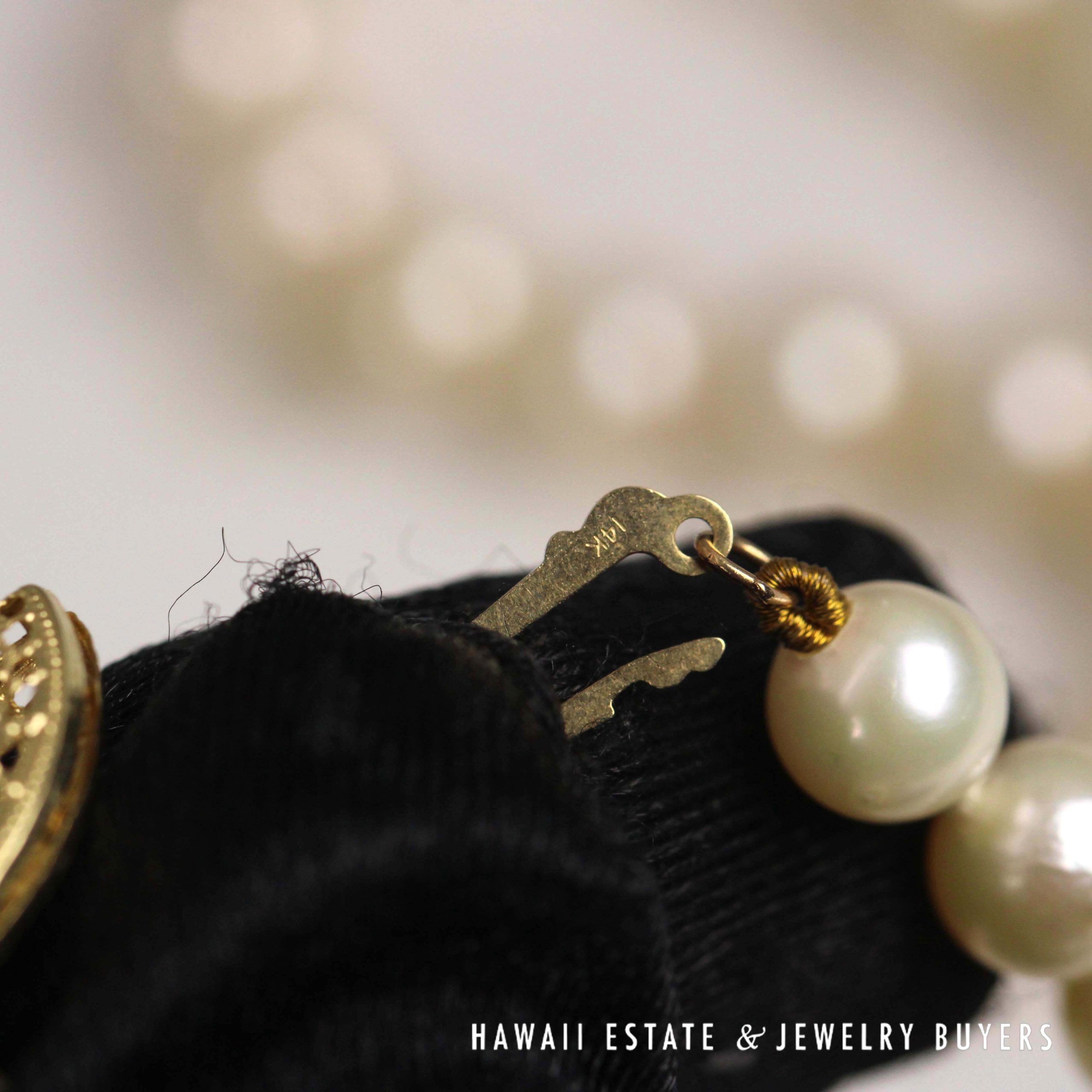 Cultured Pearl Single Strand Necklace 18 Inch with 14K Yellow Gold Clasp - Image 6