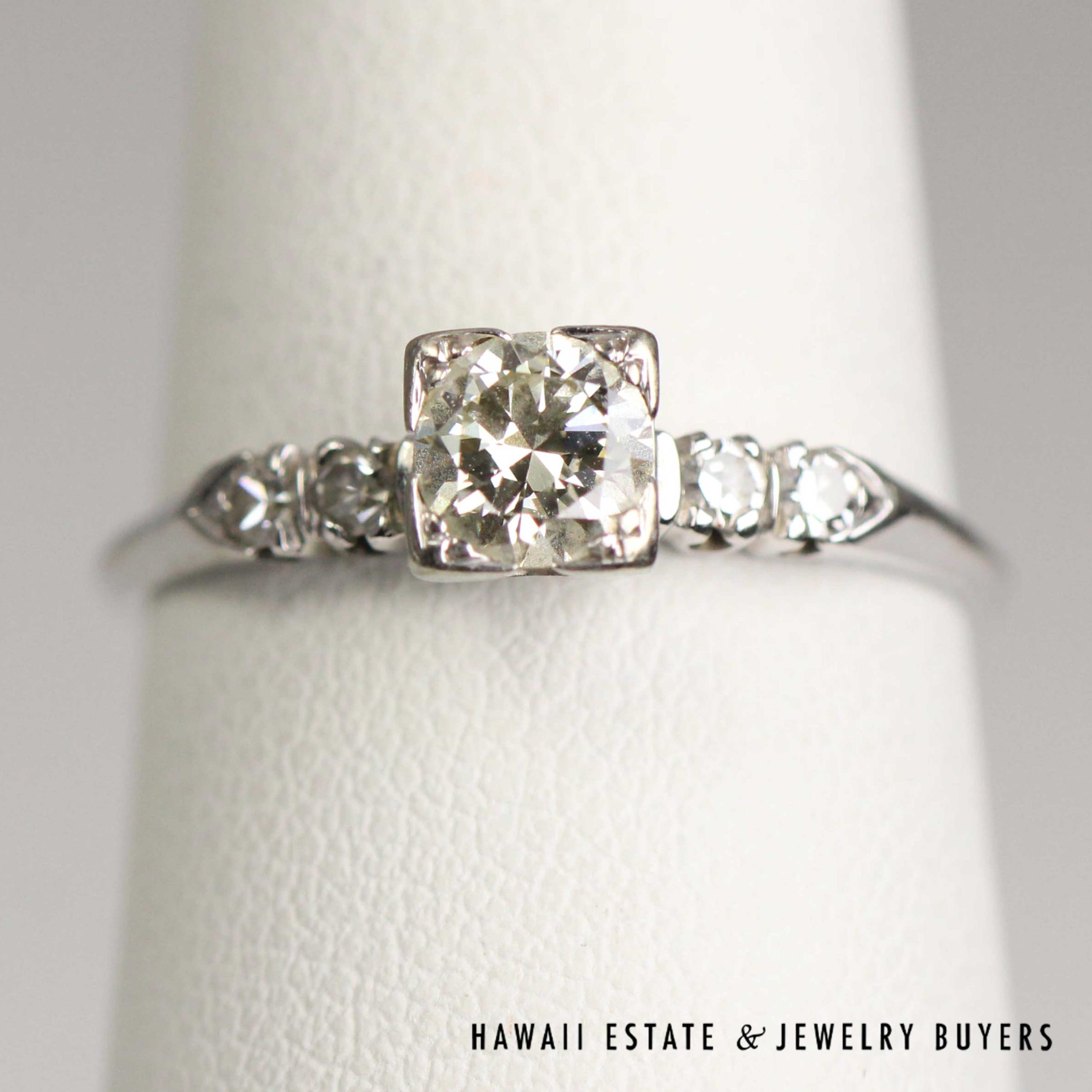 Vintage 0.50ctw Diamond 17k White Gold Engagement Ring Size 7 - Image 4
