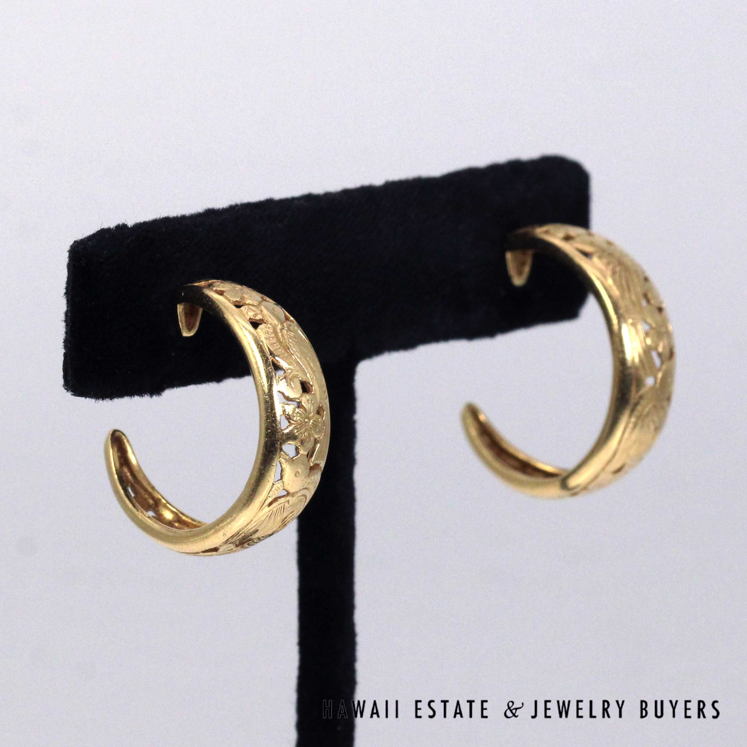 Ming's Hawaii 24mm Bird in Plum 14K Yellow Gold Open Hoop Earrings - Image 3