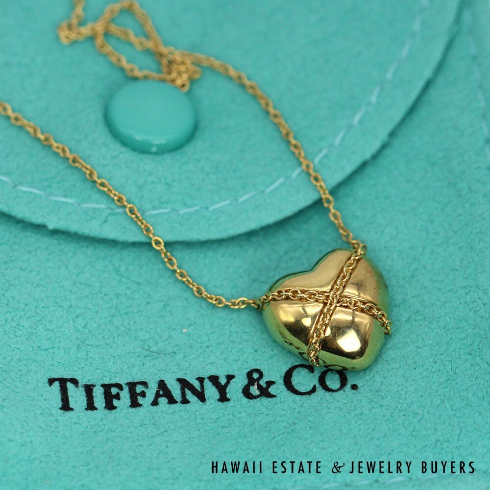 Tiffany & Co 18K Yellow Gold Crossed Heart Necklace 18" with Pouch