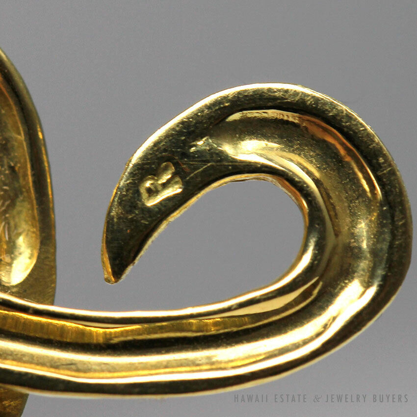 H. Stern Celtic Dunes Scrollwork 18K Yellow Gold Earrings & Pendant Set - Image 7