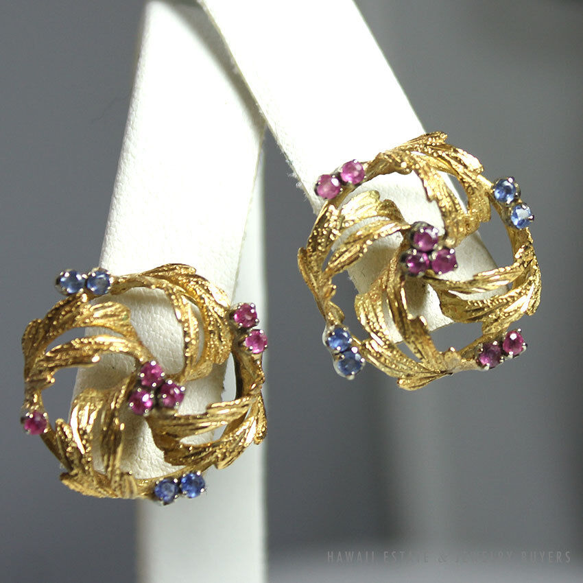 Vintage Natural Ruby & Sapphire Wreath 14K Yellow Gold Brooch & Earrings Set - Image 5