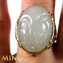 MING'S HAWAII PALE GREEN JADE FLORAL CARVED CABOCHON 14K YELLOW GOLD RING SZ 4