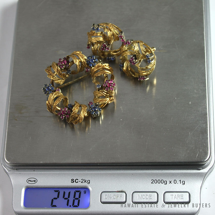 Vintage Natural Ruby & Sapphire Wreath 14K Yellow Gold Brooch & Earrings Set - Image 11