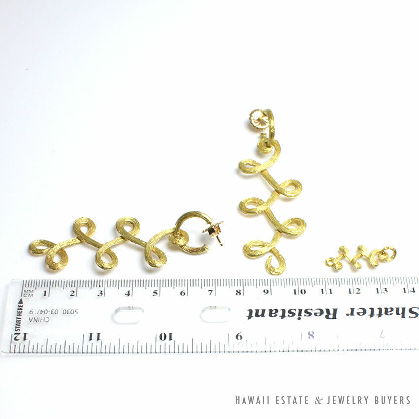 H. Stern Celtic Dunes Scrollwork 18K Yellow Gold Earrings & Pendant Set - Image 11