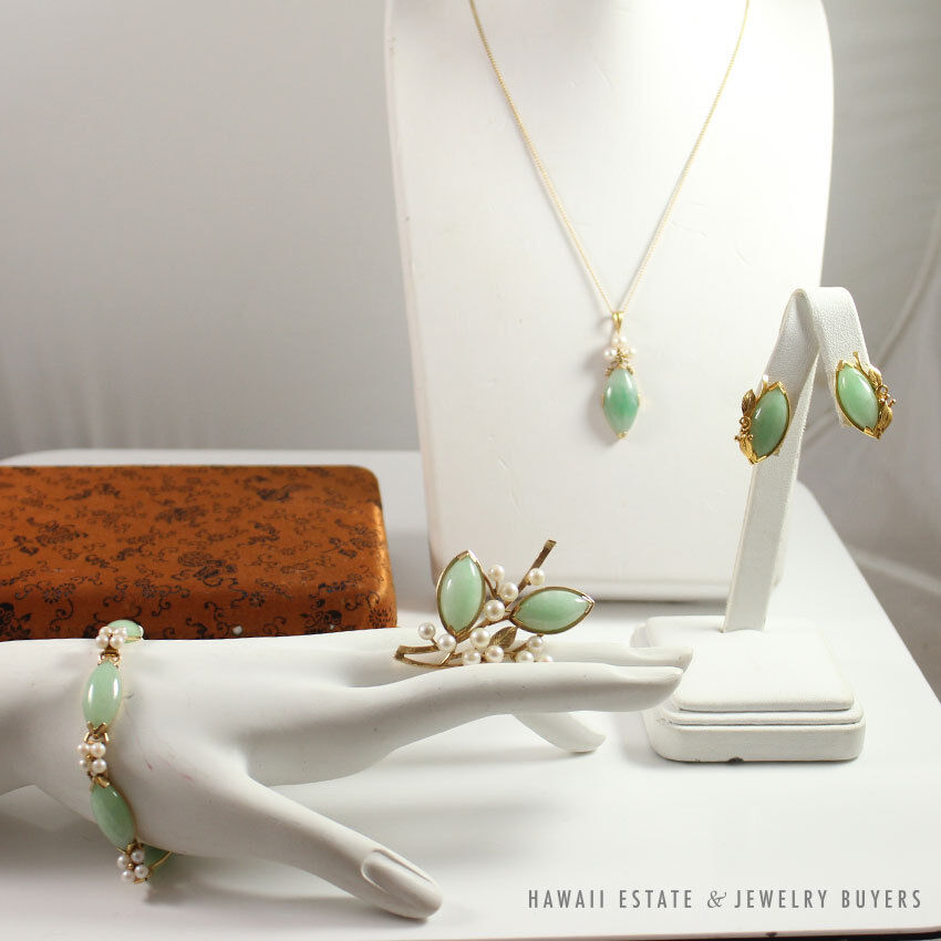 MING'S HAWAII JADE & PEARL EARRINGS NECKLACE BROOCH BRACELET COMPLETE SET W/ BOX - Image 2
