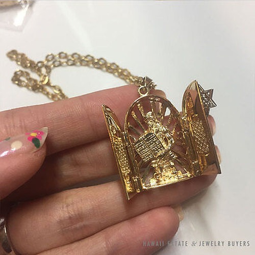 Diamond Star of David Opening Doors Moses Menorah 14K Gold Pendant Necklace - Image 2