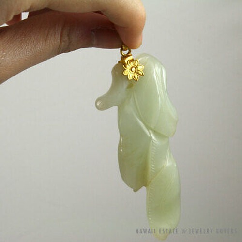 Chinese Carved Pale Green Jade Leaf & Fruit Pendant with Yellow Gold Floral Bail - Image 5